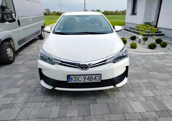 Toyota Corolla cena 60000 przebieg: 60000, rok produkcji 2018 z Kolbuszowa małe 37